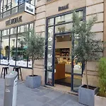 Ideal For Exploring Paris On Foot