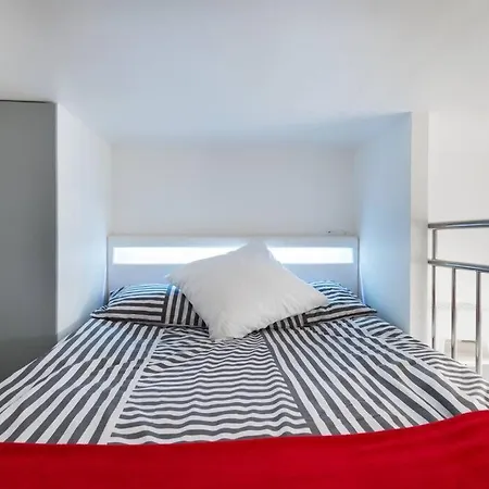 Appartamento Ideal For Exploring On Foot Parigi